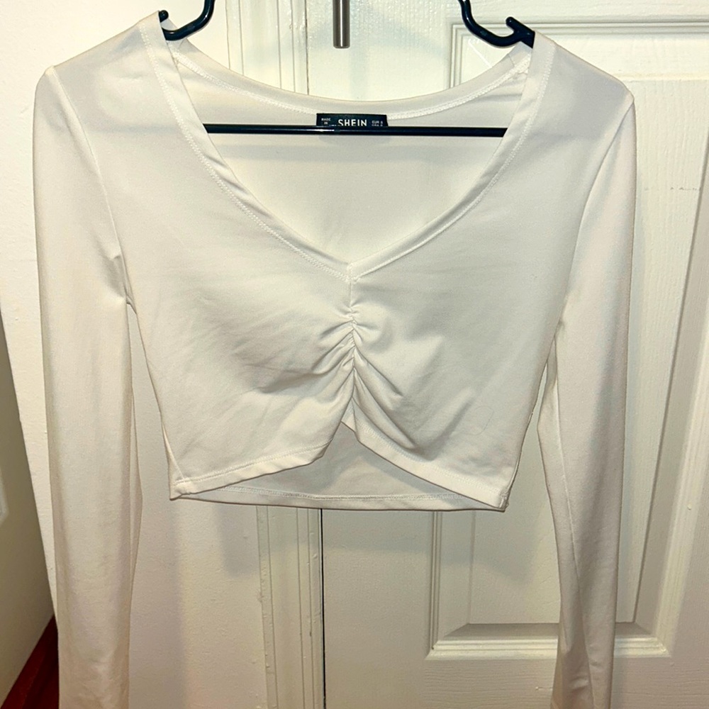 Brand new SHEIN WHITE CROP TOP SIZE S